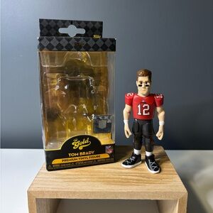 Tom Brady Gold 5 Inch Funko POP! Football: Tampa Bay Buccaneers Figurine